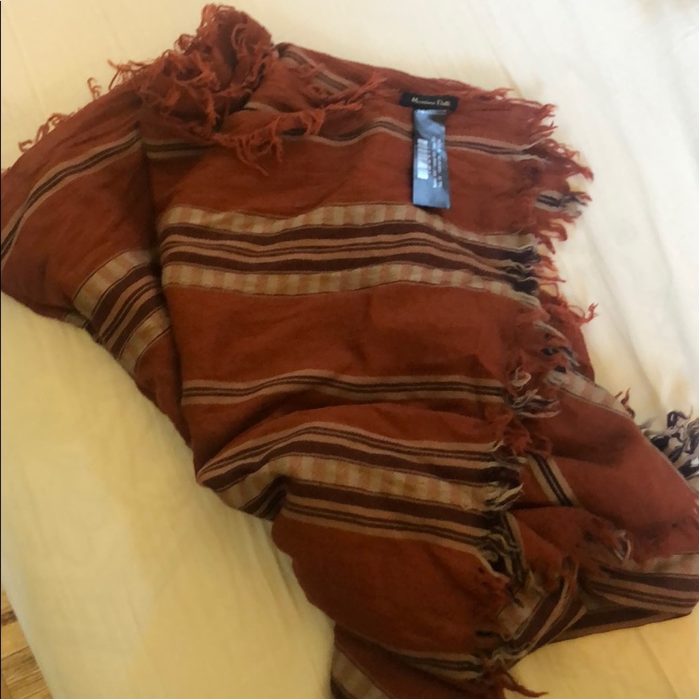 Massimo Dutti wrap